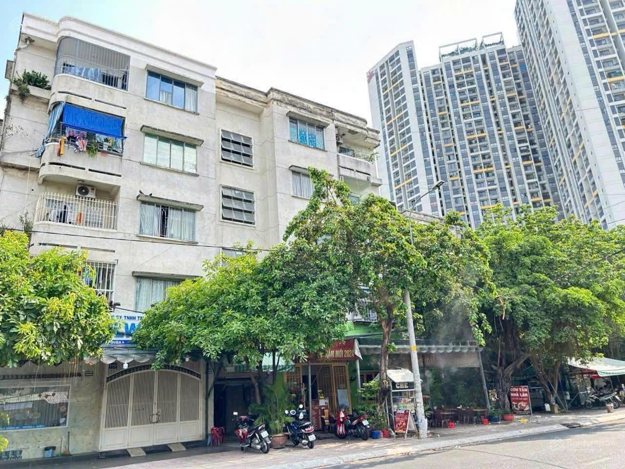 Nhà ở xã hội TP.HCM 2026–2027: gần 71.900 căn và câu hỏi "có nên chờ?"